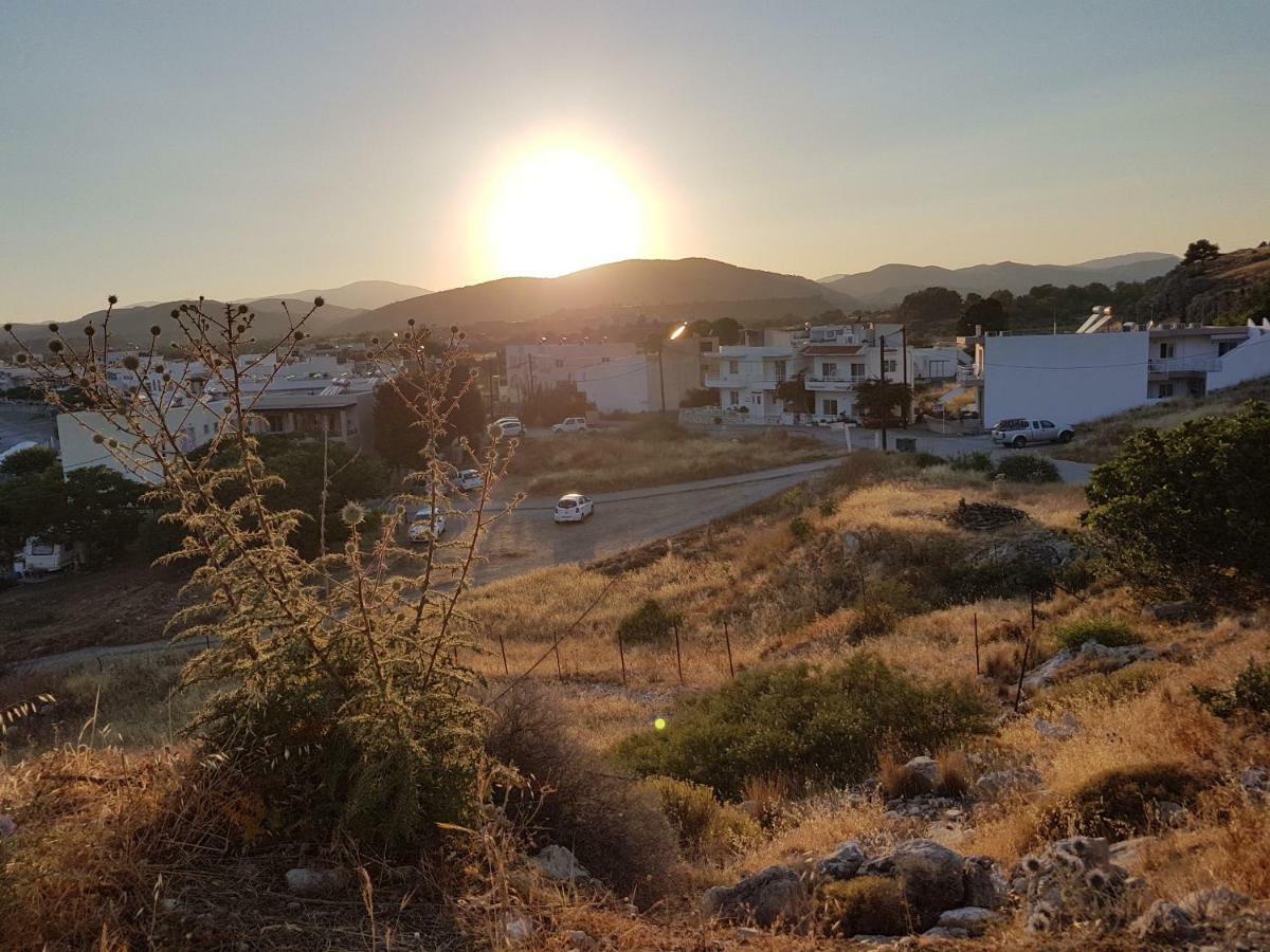 Haraki Sunrise Apartments Eksteriør billede